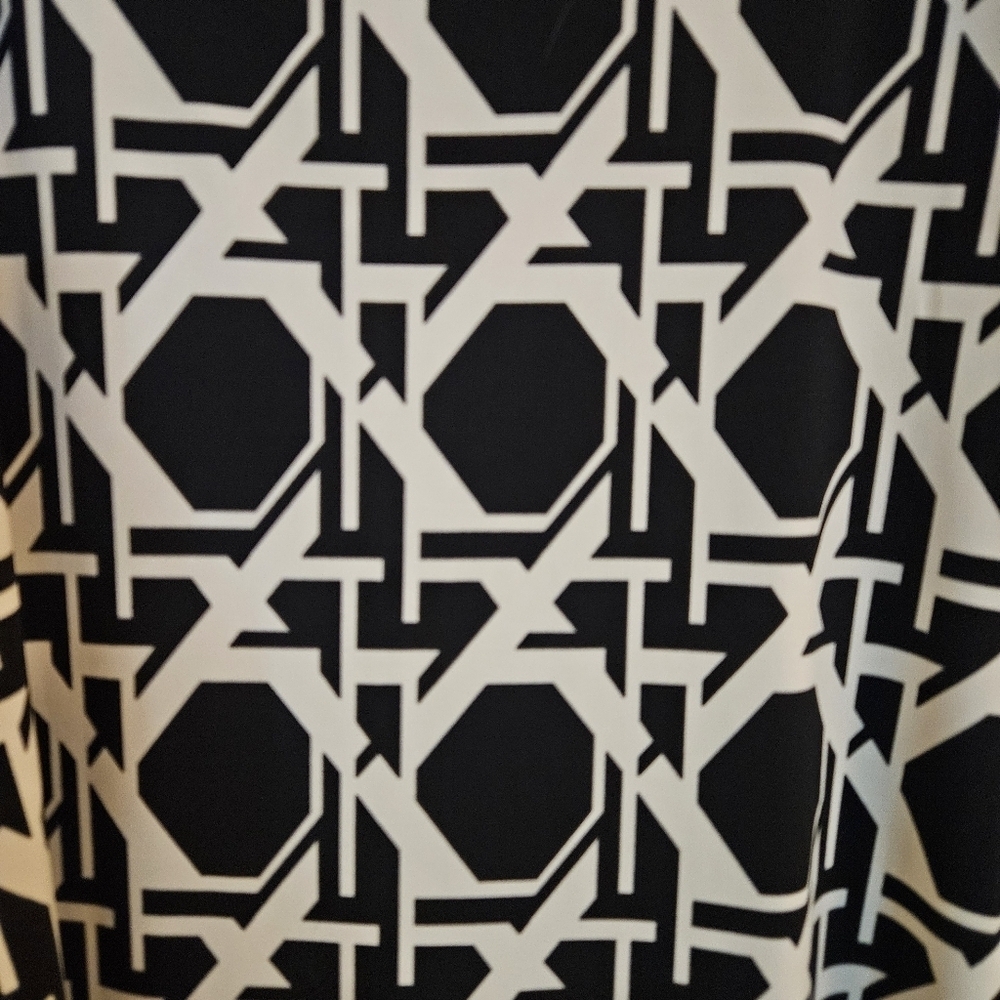 Ronni Nicole Scoop Neck Geometric Black/Cream Print Sheath Stretch Dress size 12 - Picture 3 of 7